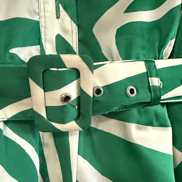 Green and White Patterned Jumpsuit - Picture 3 of 6